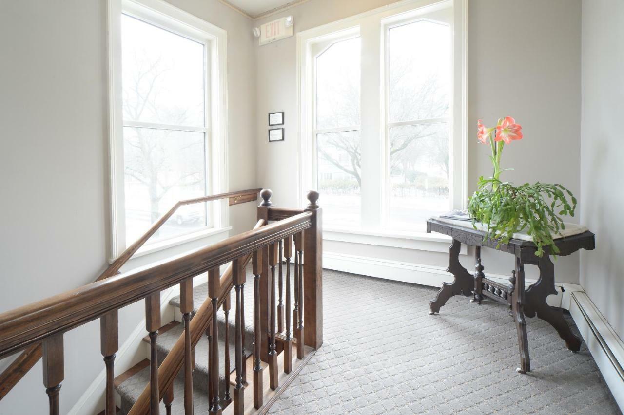 The Springwater Bed And Breakfast Saratoga Springs Kültér fotó