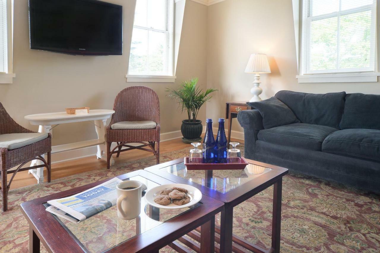 The Springwater Bed And Breakfast Saratoga Springs Kültér fotó