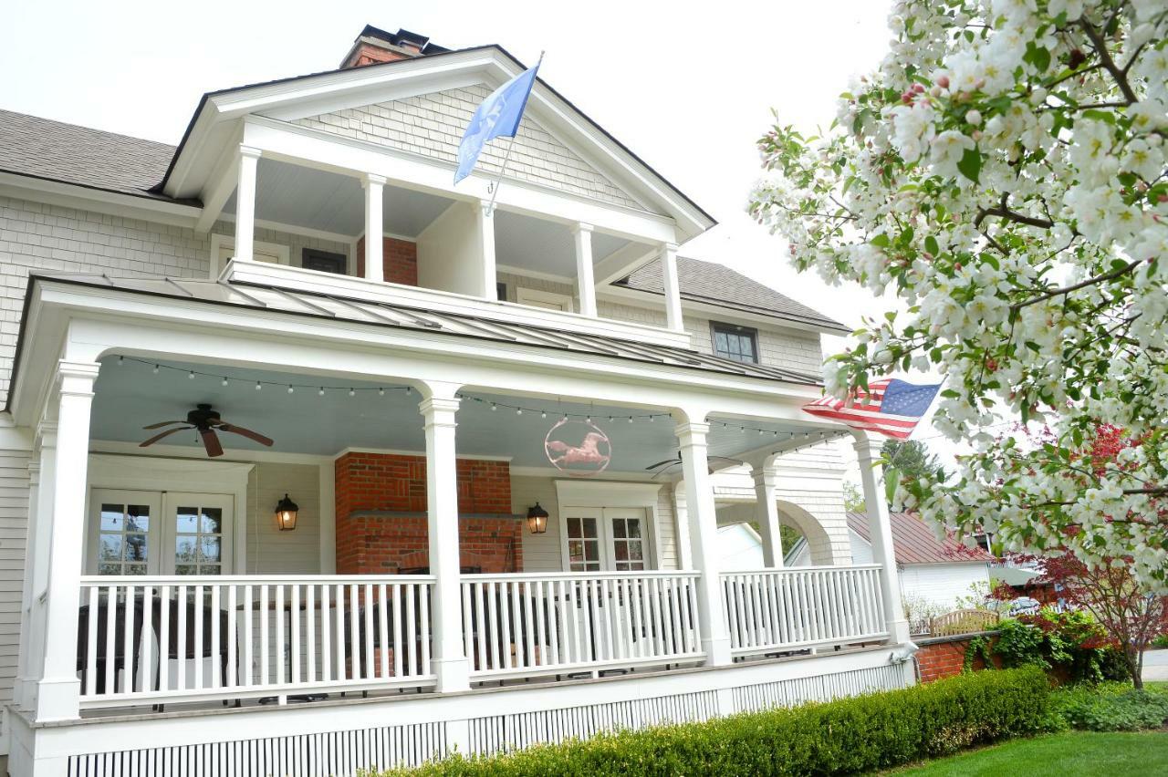 The Springwater Bed And Breakfast Saratoga Springs Kültér fotó