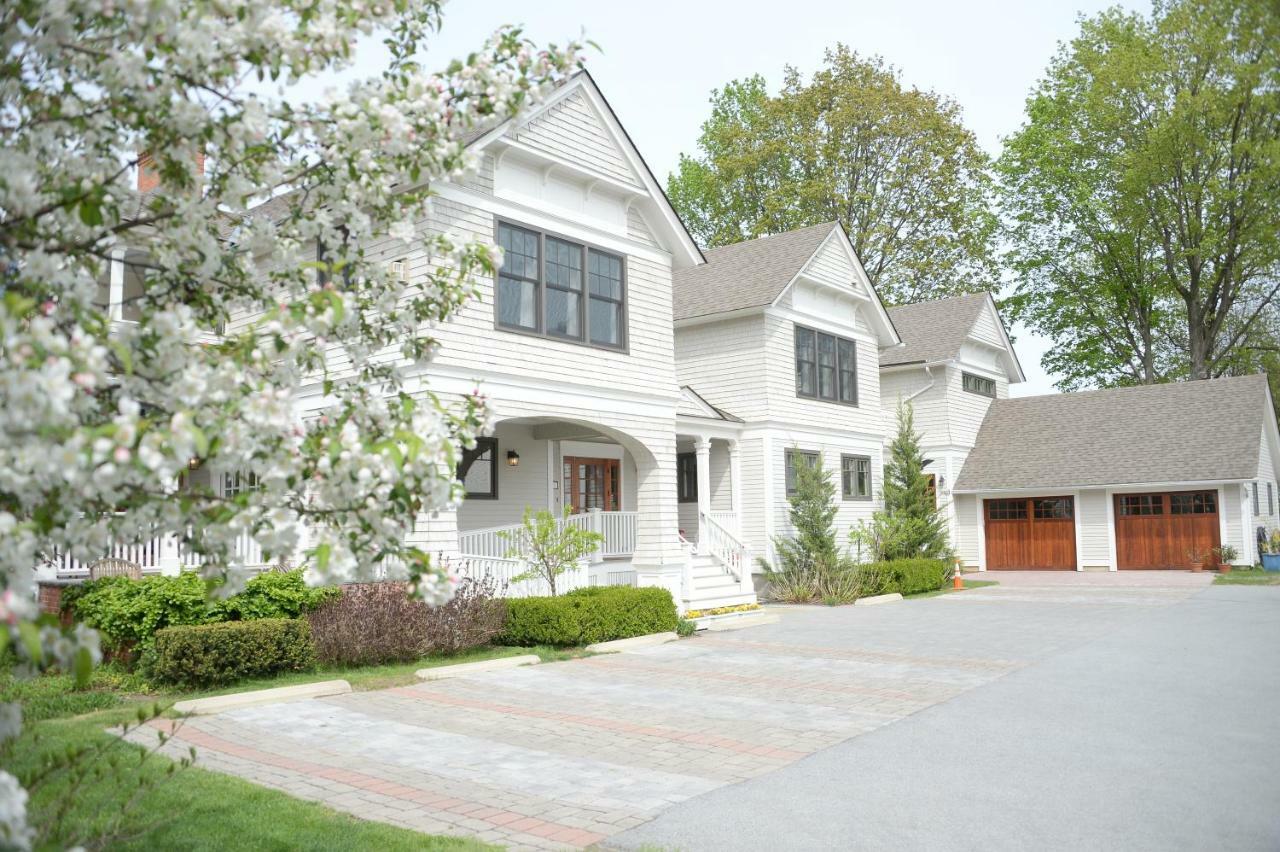 The Springwater Bed And Breakfast Saratoga Springs Kültér fotó