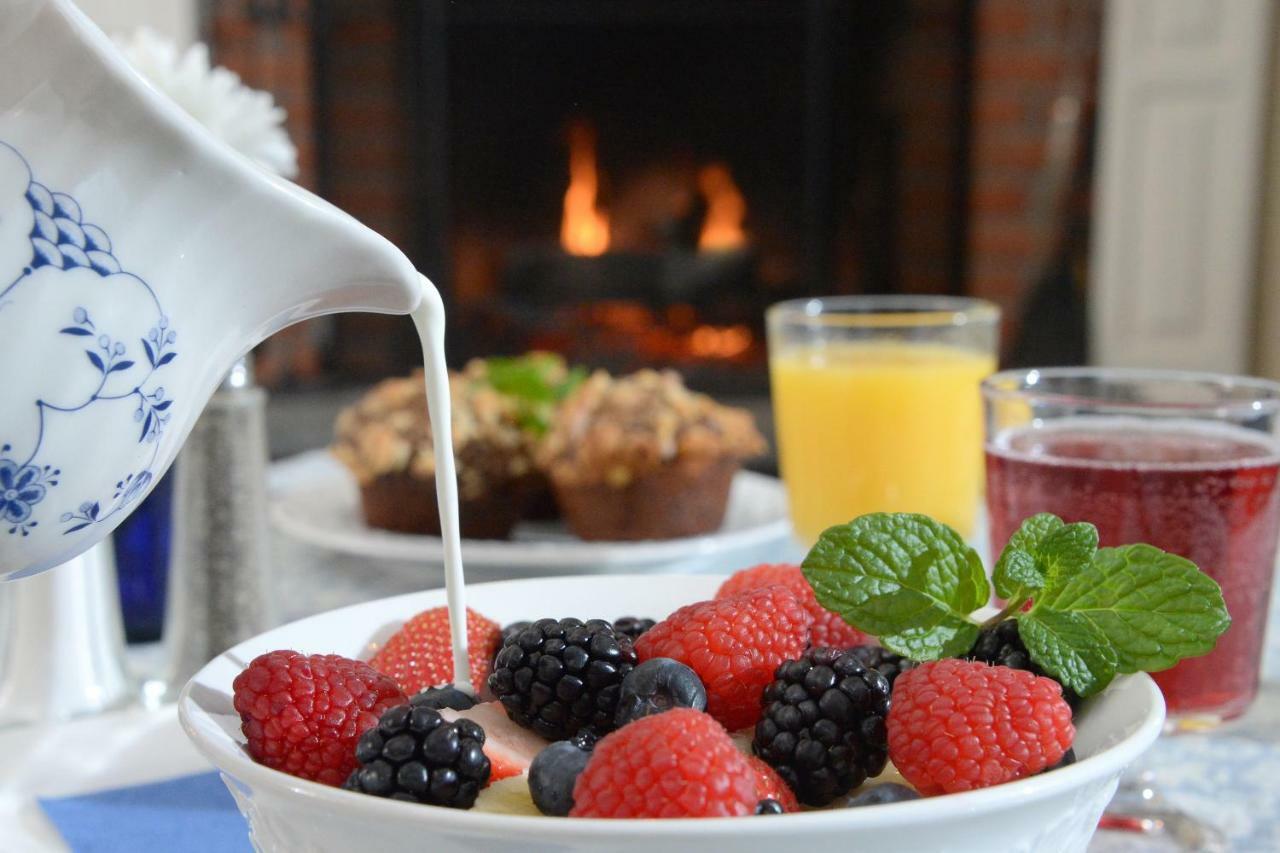 The Springwater Bed And Breakfast Saratoga Springs Kültér fotó