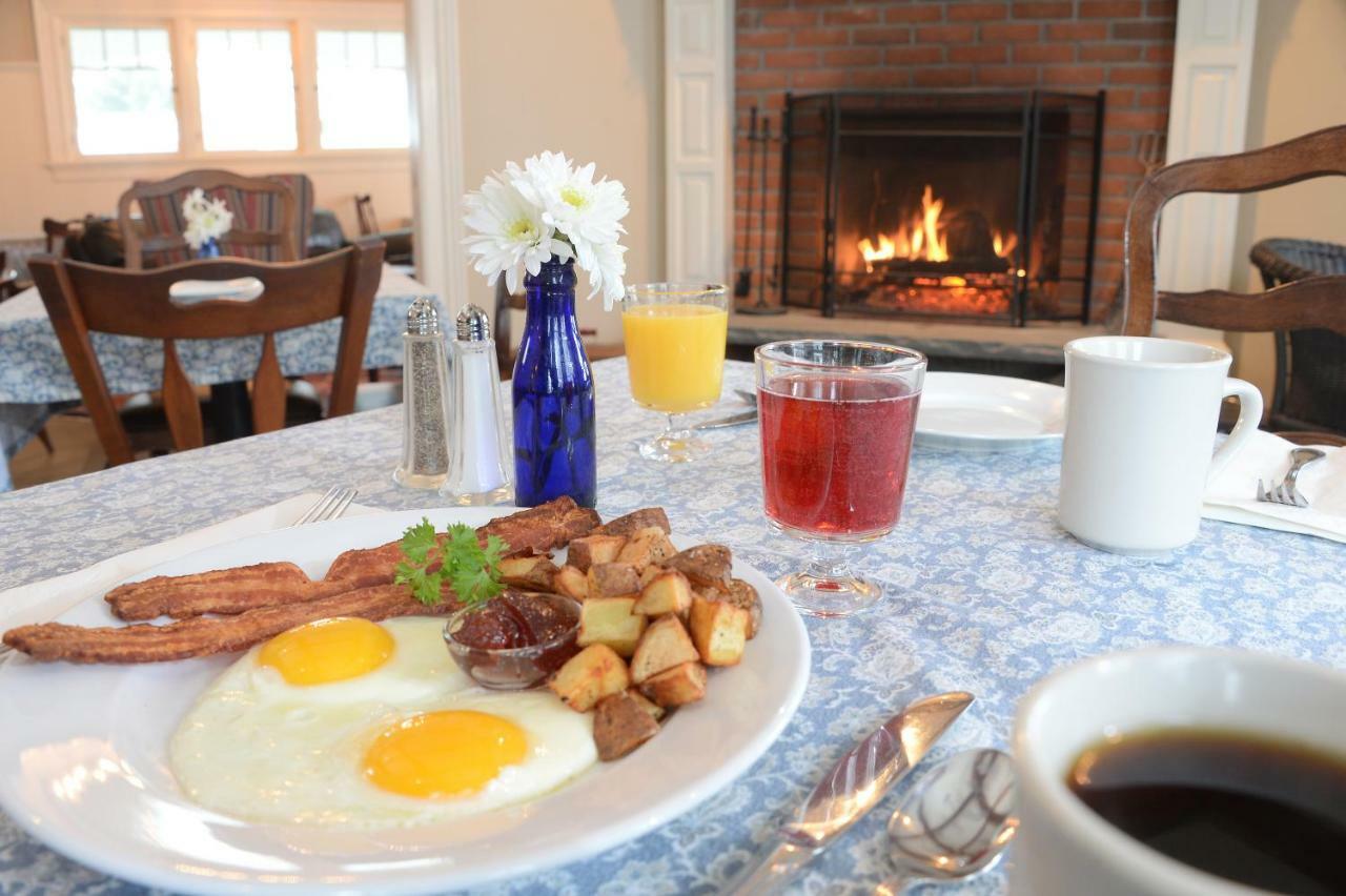 The Springwater Bed And Breakfast Saratoga Springs Kültér fotó
